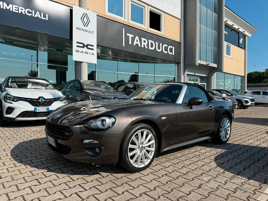Fiat 124 Spider