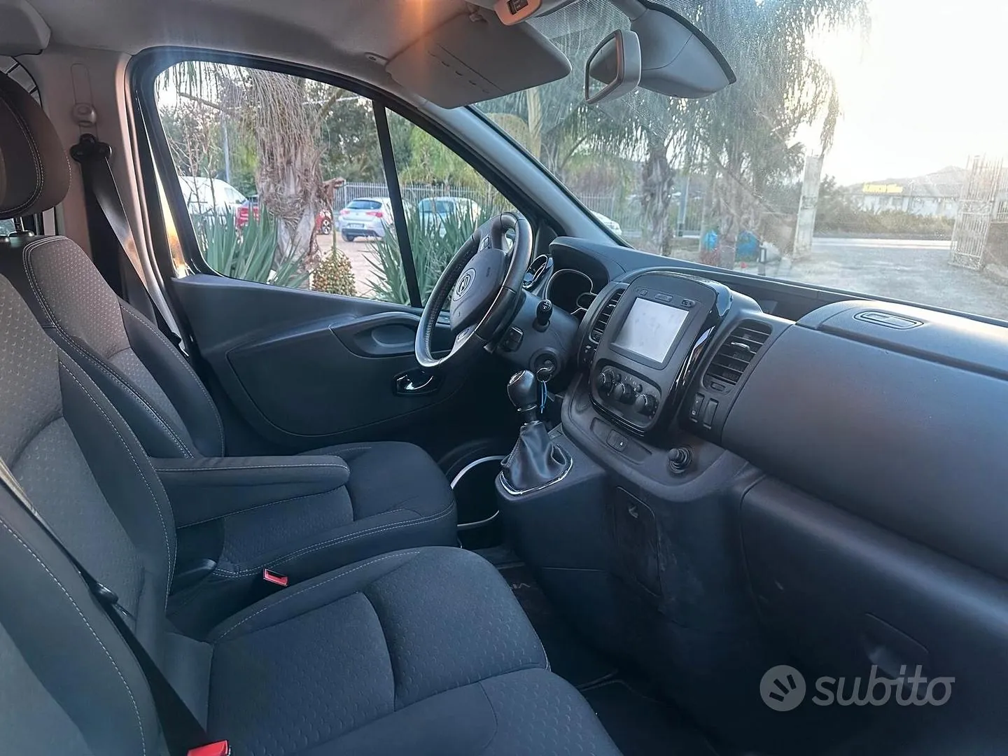 Opel Vivaro 2015 photo 4