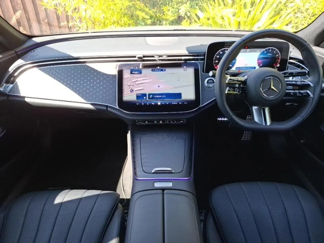 Mercedes-Benz E-Class 2025 photo 3