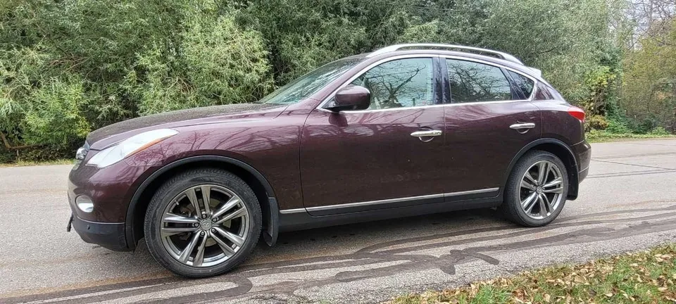 Infiniti Ex35 2012 photo 2
