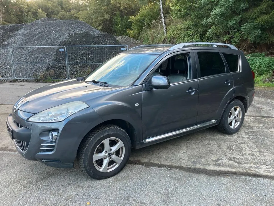 Peugeot 4007