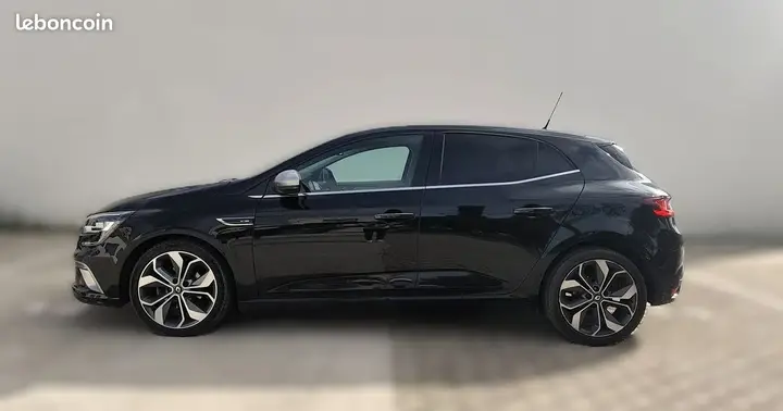 Renault Megane 2018 photo 2