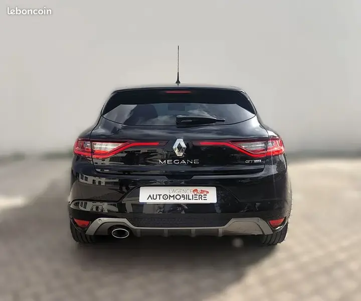 Renault Megane 2018 photo 4