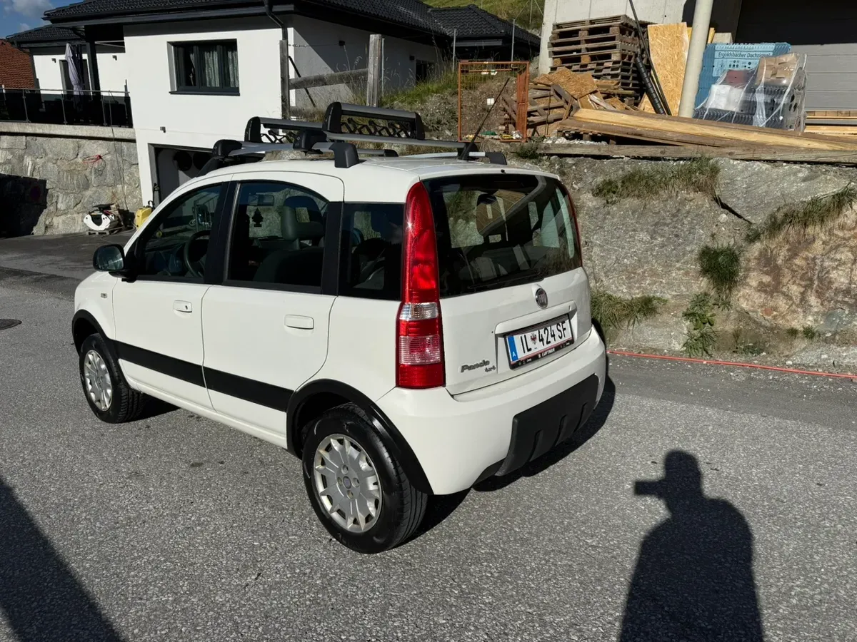 Fiat Panda 2011 photo 2