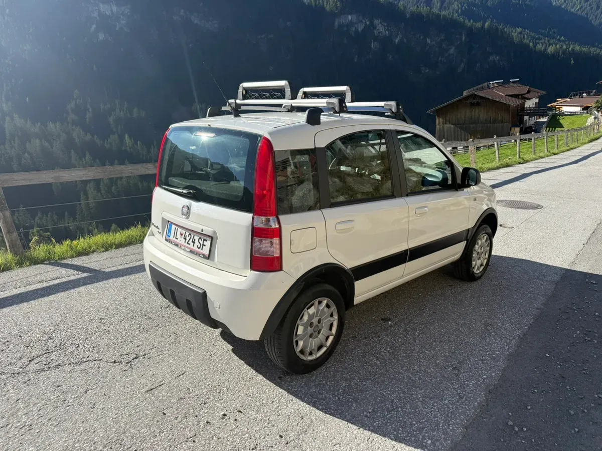 Fiat Panda 2011 photo 3