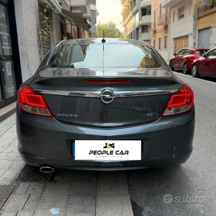 Opel Insignia 2010 photo 2