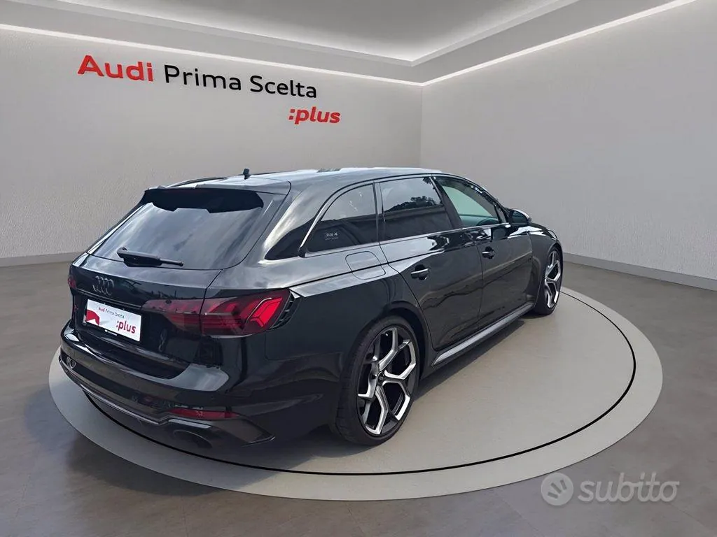 Audi Rs4 Avant 2026 photo 4