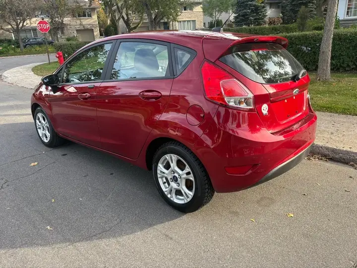 Ford Fiesta 2015 photo 3