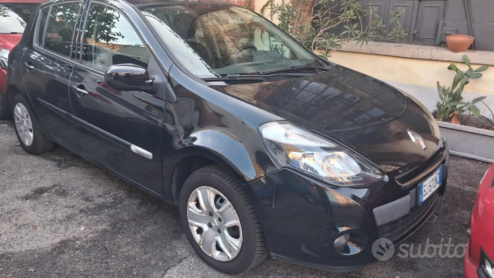 Renault Clio 2012 photo 3