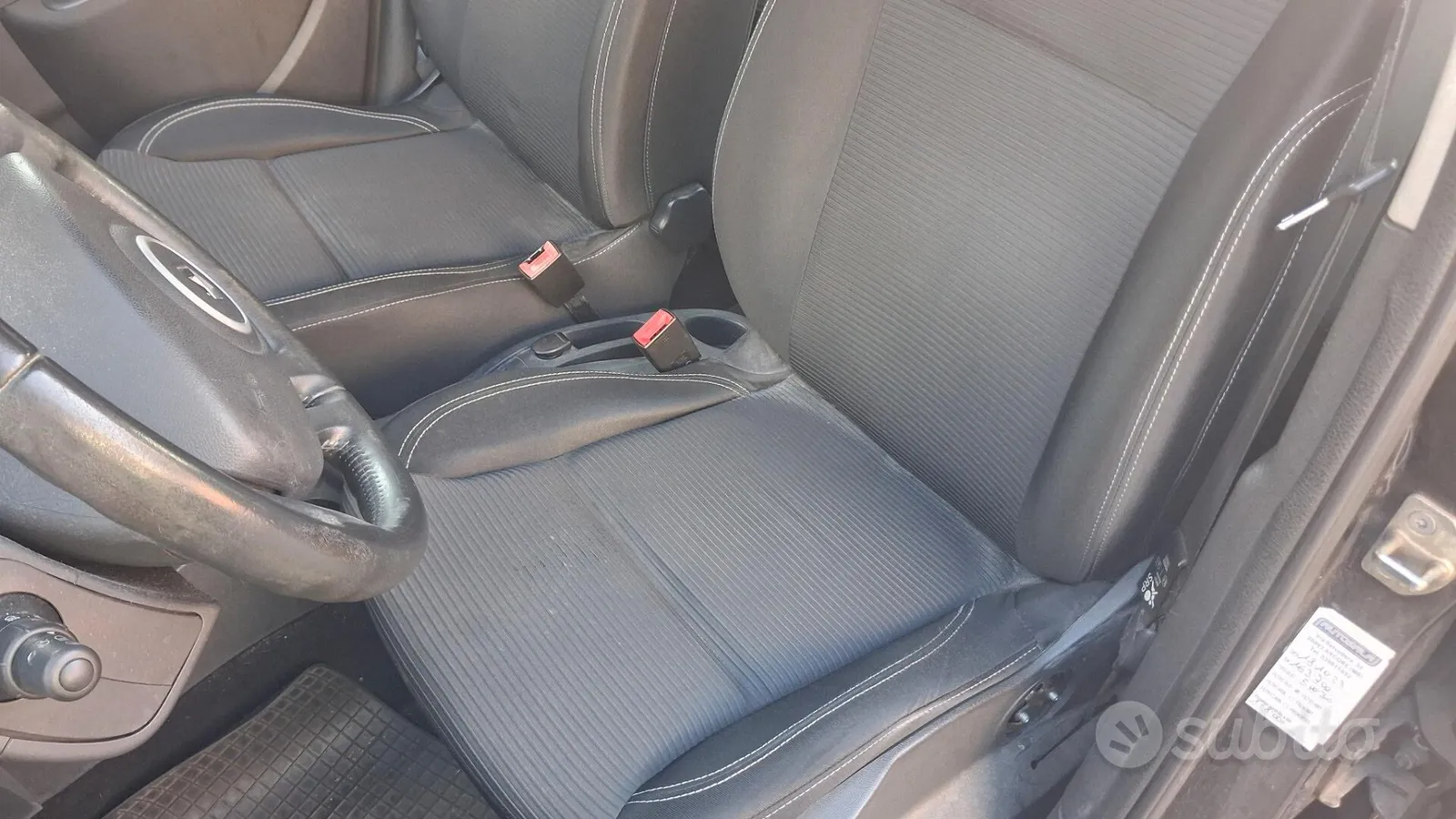 Renault Clio 2012 photo 5