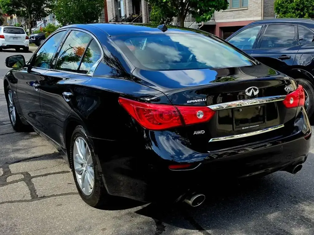 Infiniti Q50 2016 photo 3