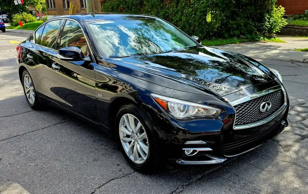 Infiniti Q50 2016 photo 2
