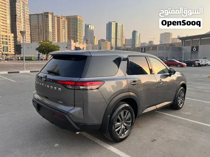Nissan Pathfinder 2025 photo 4