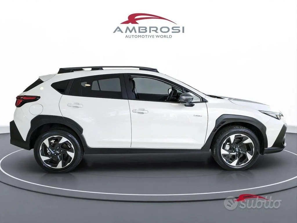 Subaru Crosstrek 2026 photo 2