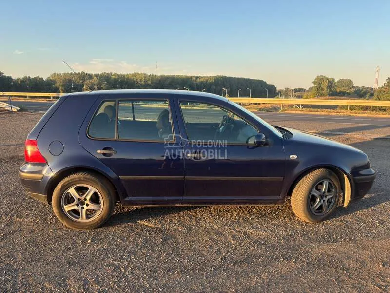 Volkswagen Golf 4 2002 photo 3