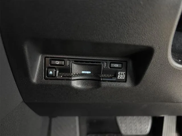 Toyota Alphard 2024 photo 5