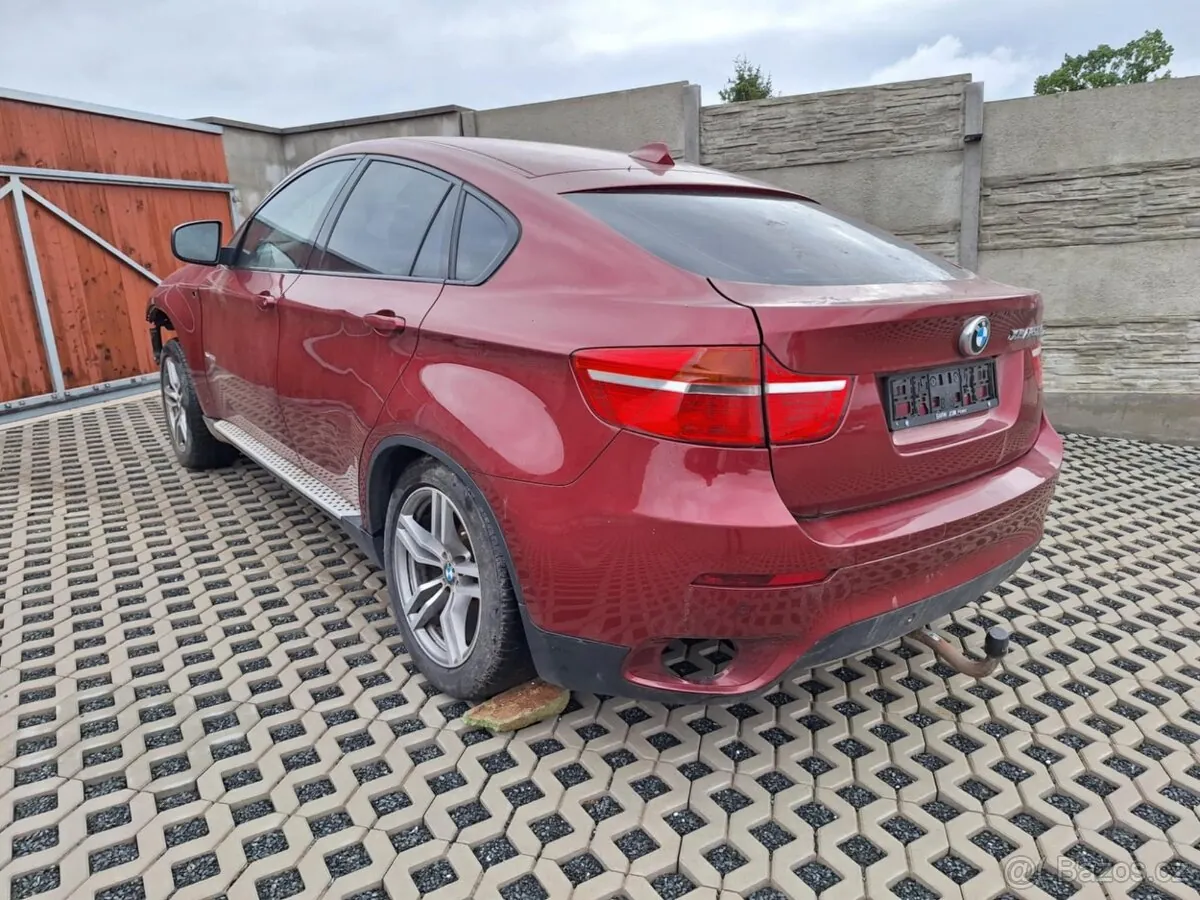 BMW X6 photo 2