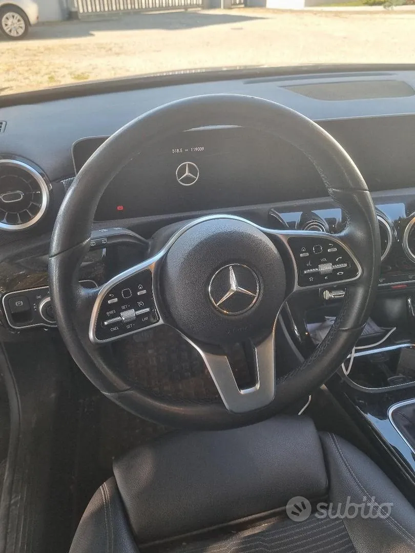 Mercedes-Benz A-Class 2020 photo 5