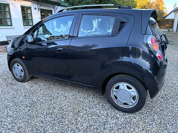 Chevrolet Spark 2012 photo 4