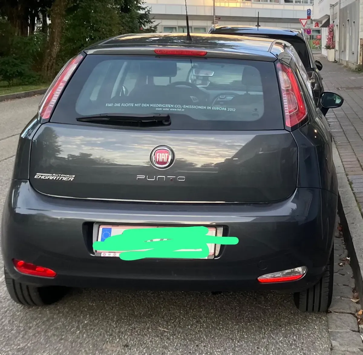 Fiat Punto 2013 photo 2