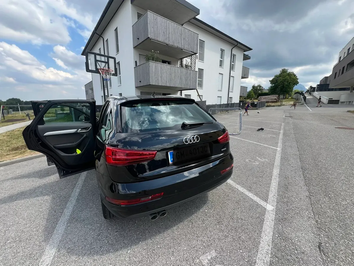 Audi Q3 2017 photo 3