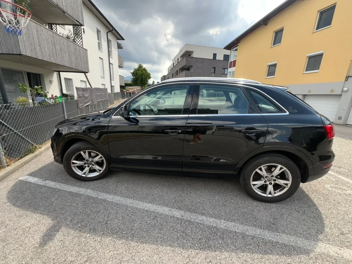Audi Q3 2017 photo 2