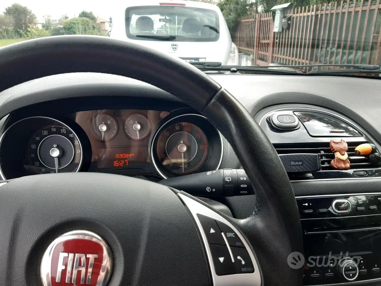 Fiat Grande Punto 2014 photo 5