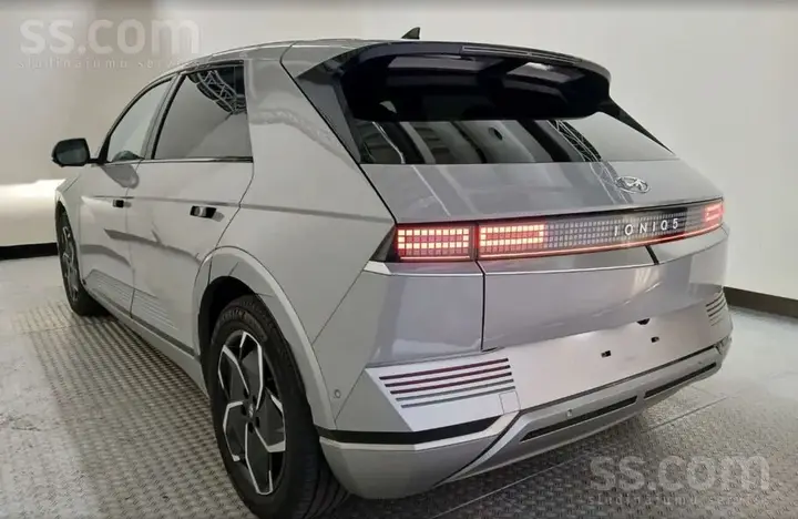 Hyundai Ioniq 5 2023 photo 2