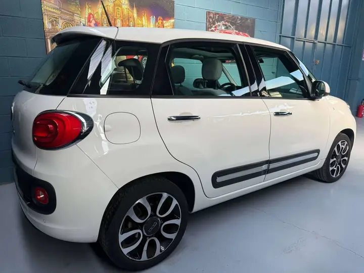 Fiat 500L 2012 photo 5