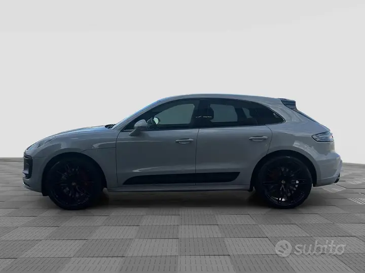 Porsche Macan 2022 photo 2
