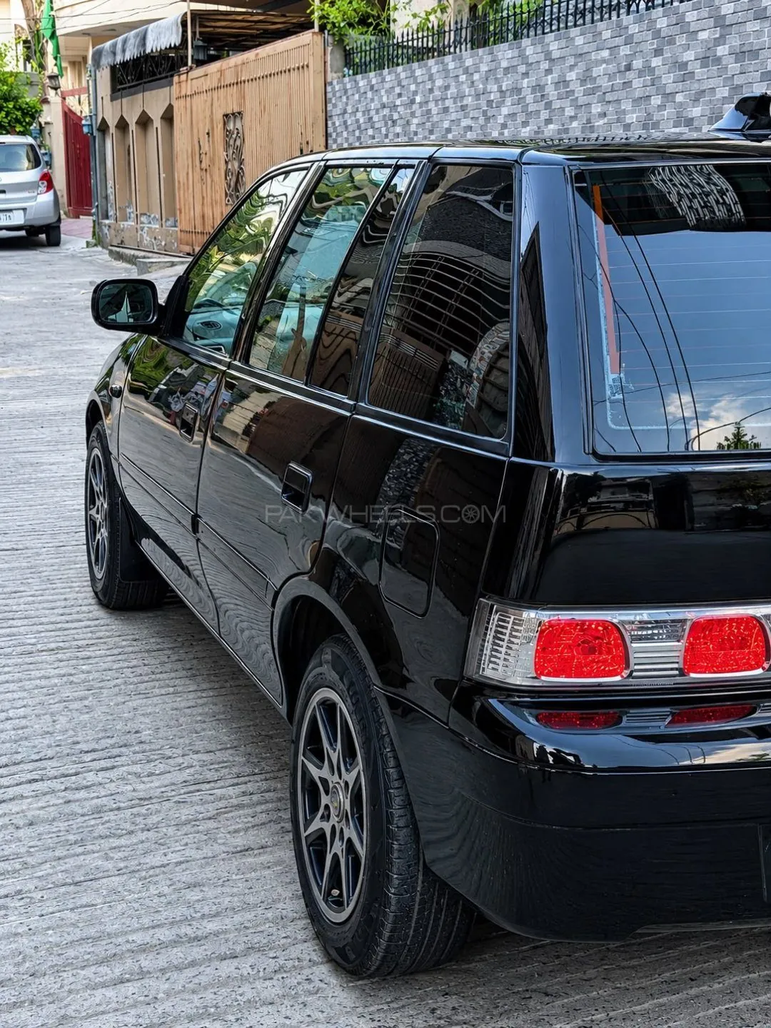 Suzuki Cultus