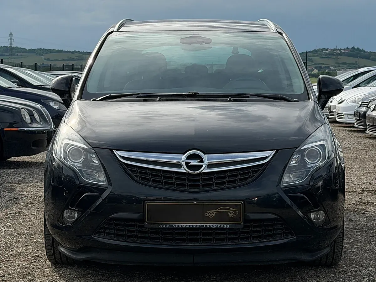 Opel Zafira Tourer 2014 photo 2