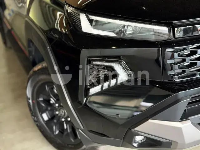 Toyota Hilux 2026 photo 4