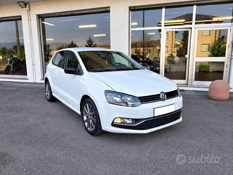 Volkswagen Polo 2015 photo 3