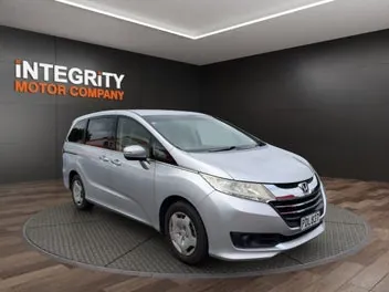 Honda Odyssey 2016 photo 2