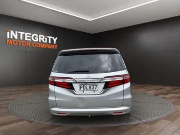 Honda Odyssey 2016 photo 5