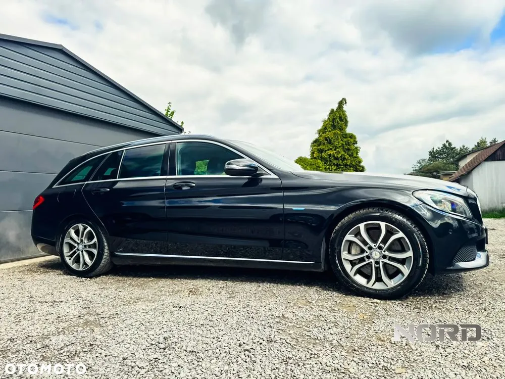 Mercedes-Benz C-Class 2016 photo 2