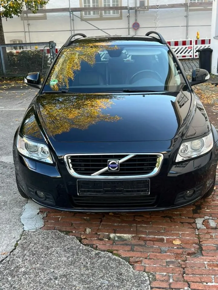 Volvo V50