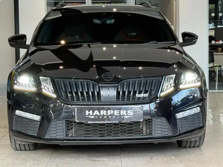 Skoda Octavia 2019 photo 2