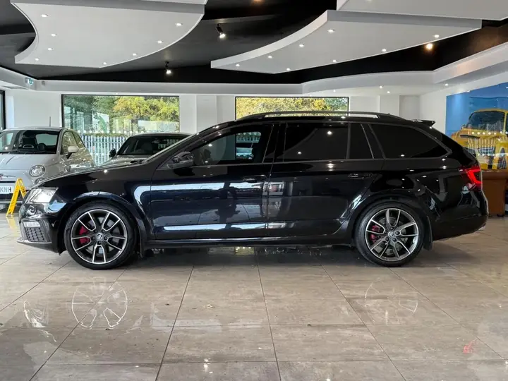 Skoda Octavia 2019 photo 4