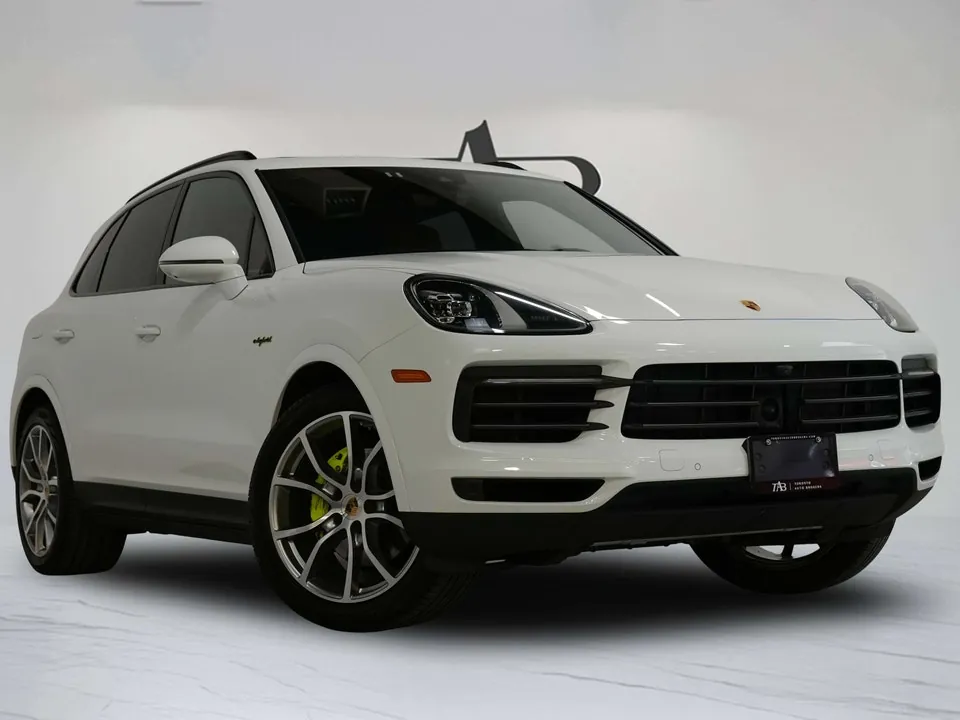 Porsche Cayenne 2023 photo 2