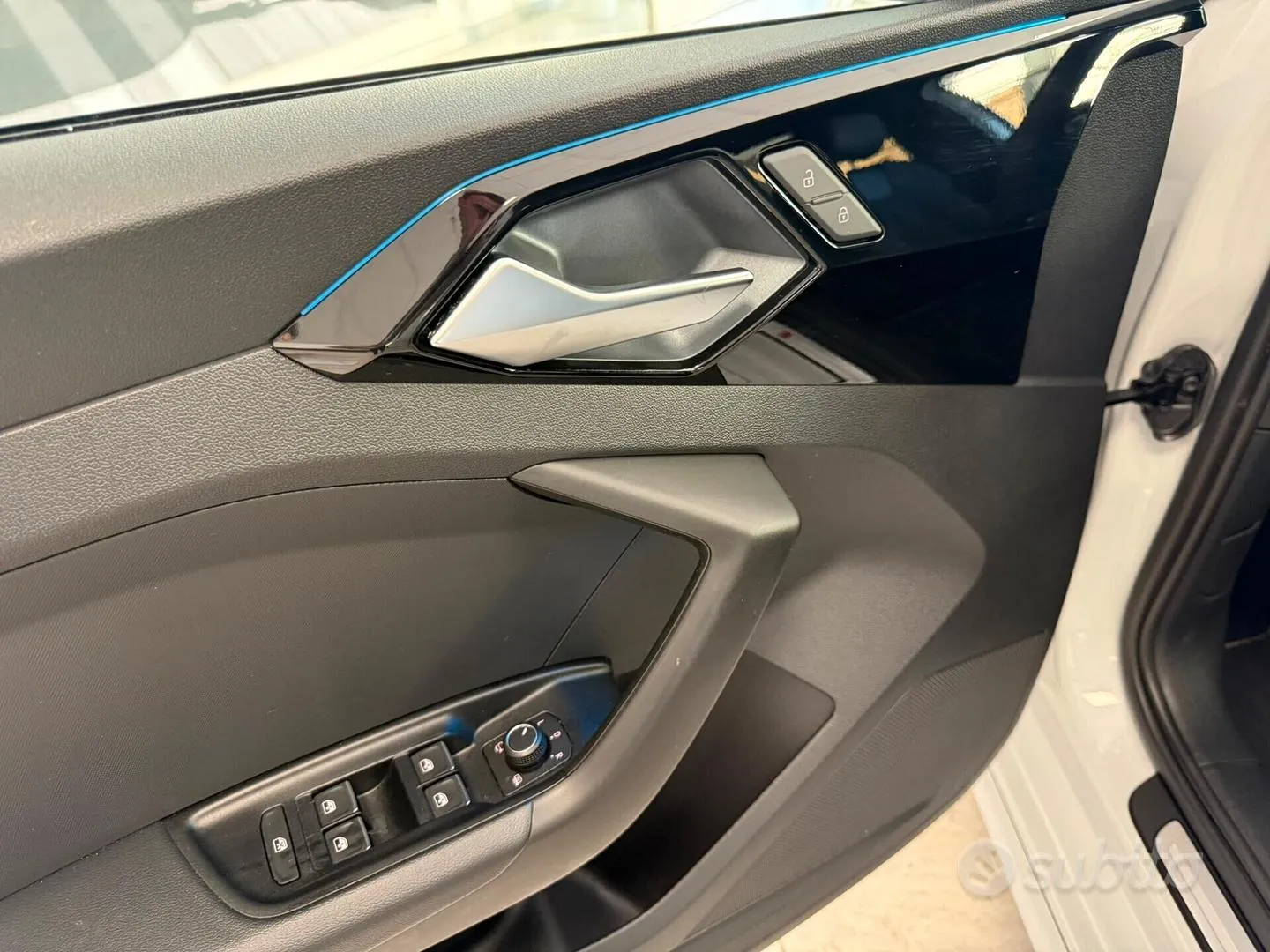 Audi A1 2024 photo 2