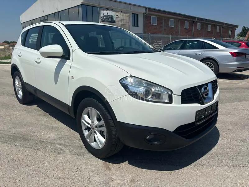Nissan Qashqai 2011 photo 5