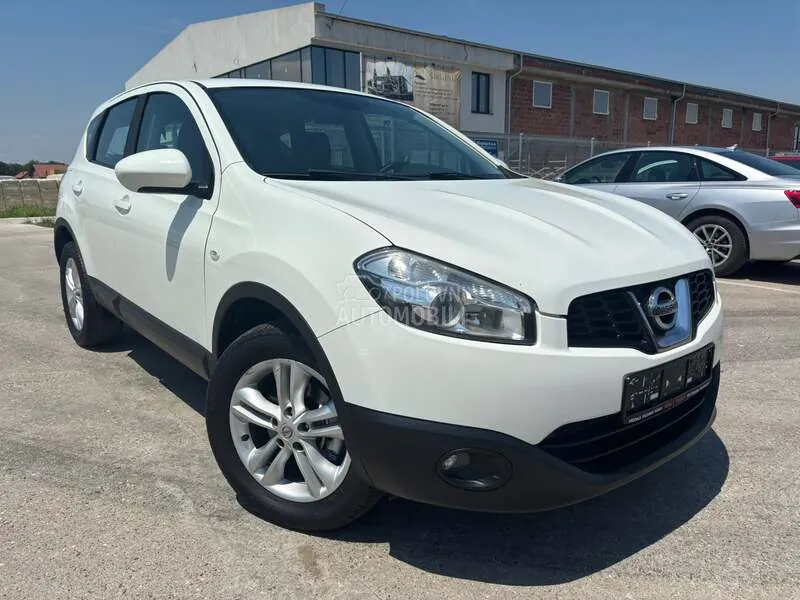Nissan Qashqai 2011 photo 3