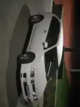 Nissan Pulsar 2000 photo 2