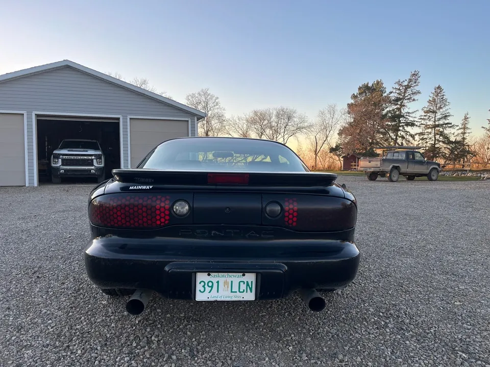 Pontiac Firebird 1998 photo 4