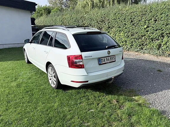 Skoda Octavia 2017 photo 2