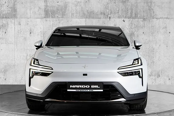 Polestar 4 2026 photo 2