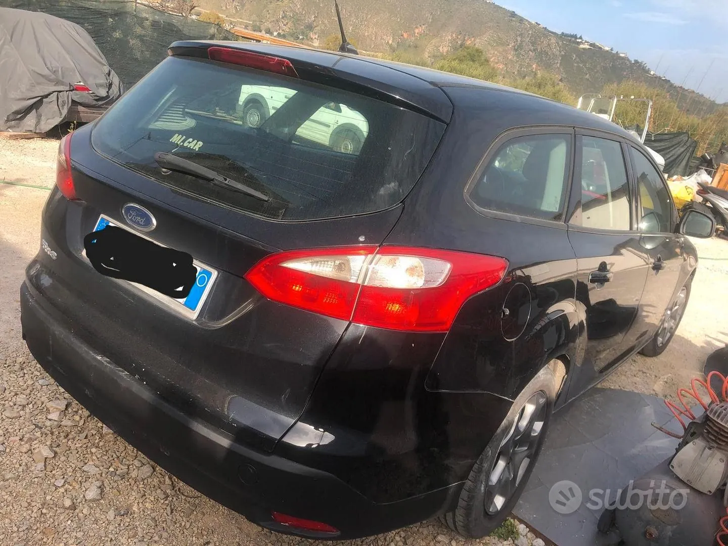 Ford C-Max 2011 photo 2