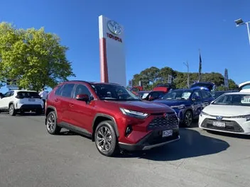 Toyota Rav4 2025 photo 2